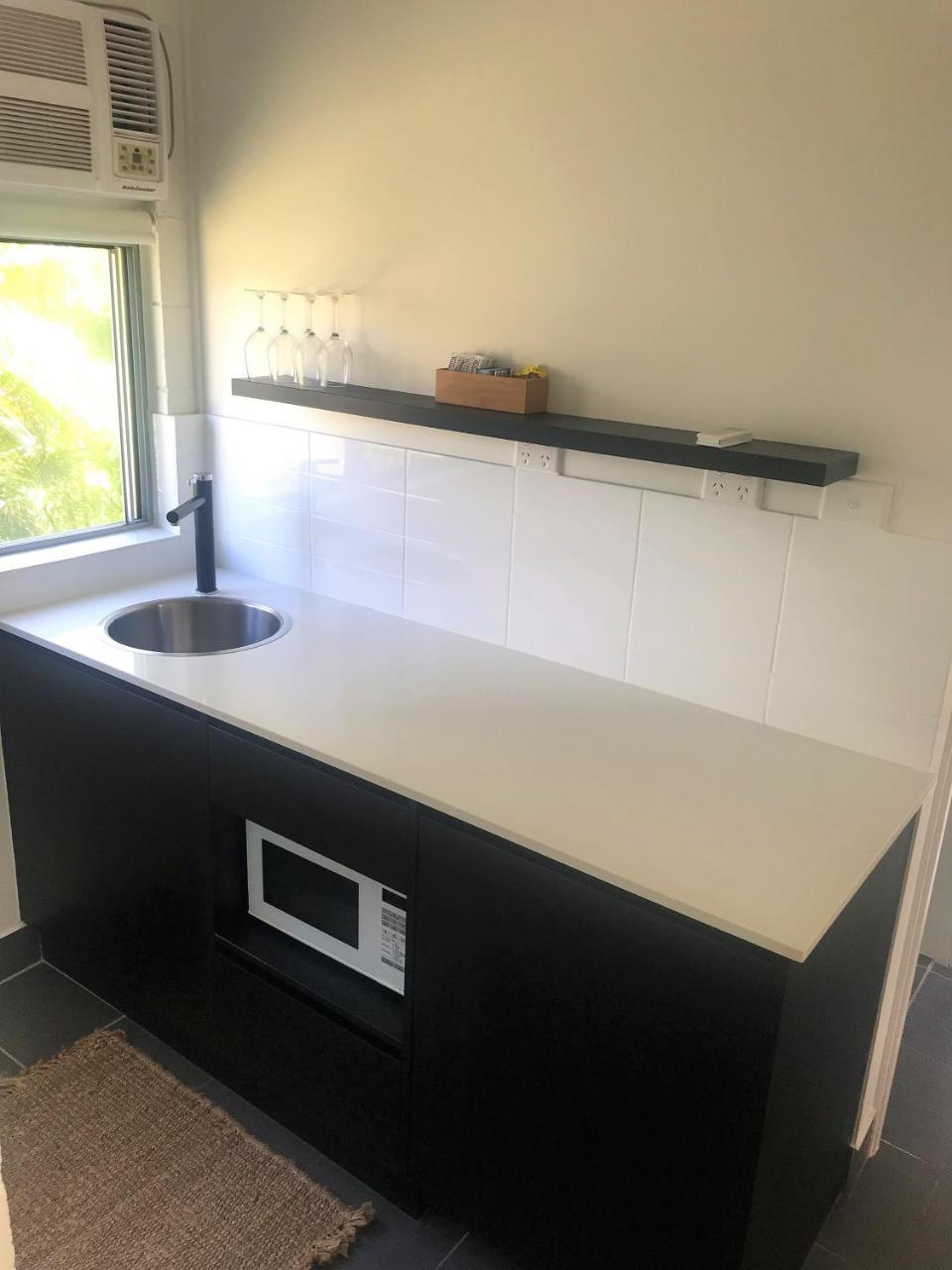 Yeppoon Surfside Motel Buitenkant foto